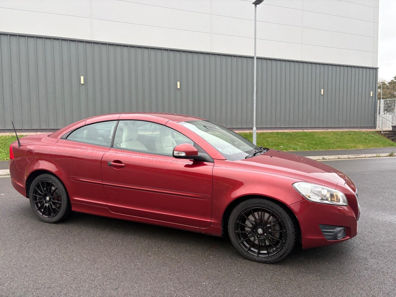 Used Volvo C70 2011 for sale - 76865664: Photo 64