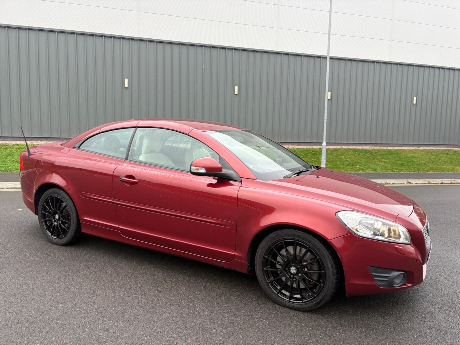 Used Volvo C70 2011 for sale - 76865664: Photo 68