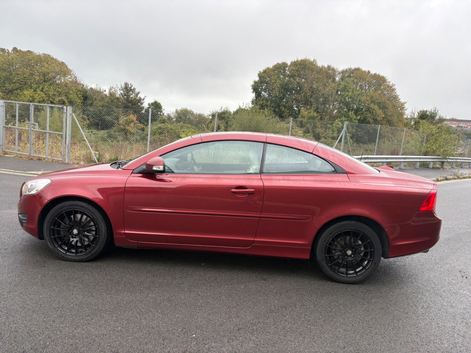 Used Volvo C70 2011 for sale - 76865664: Photo 75