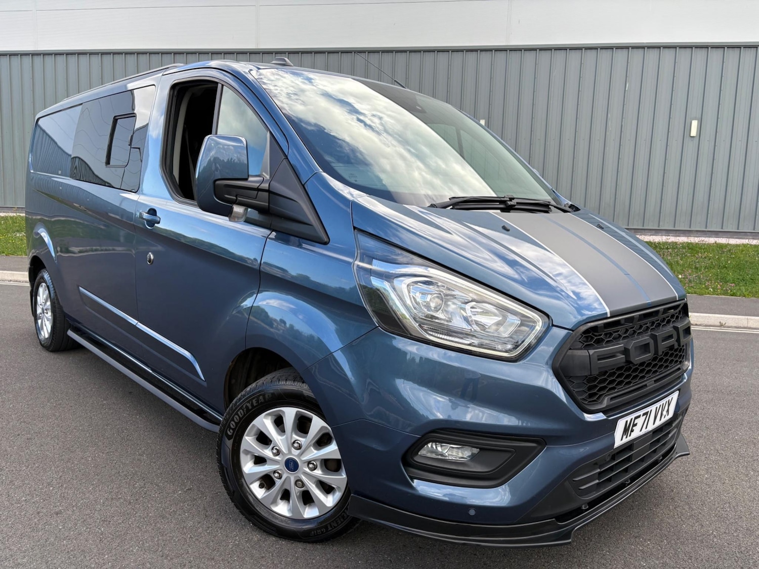 Used Ford Transit Custom 2021 for sale - 76865969: Photo 1