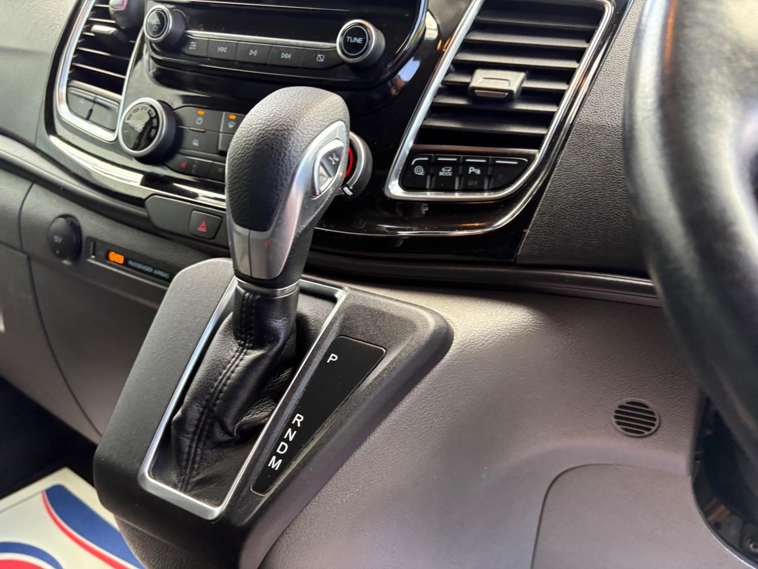 Used Ford Transit Custom 2021 for sale - 76865969: Photo 2