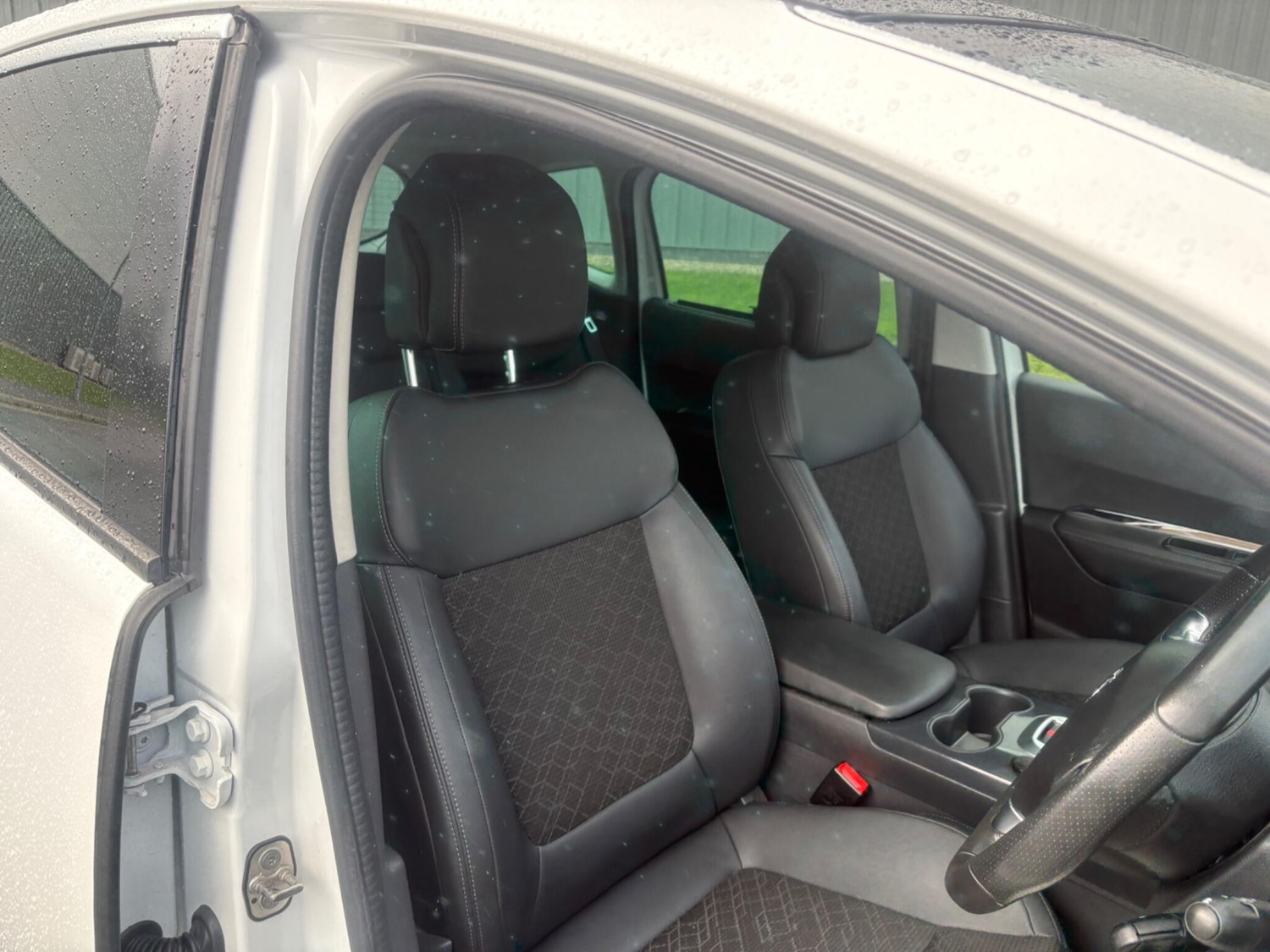 Used Peugeot 3008 2016 for sale - 77440574: Photo 16