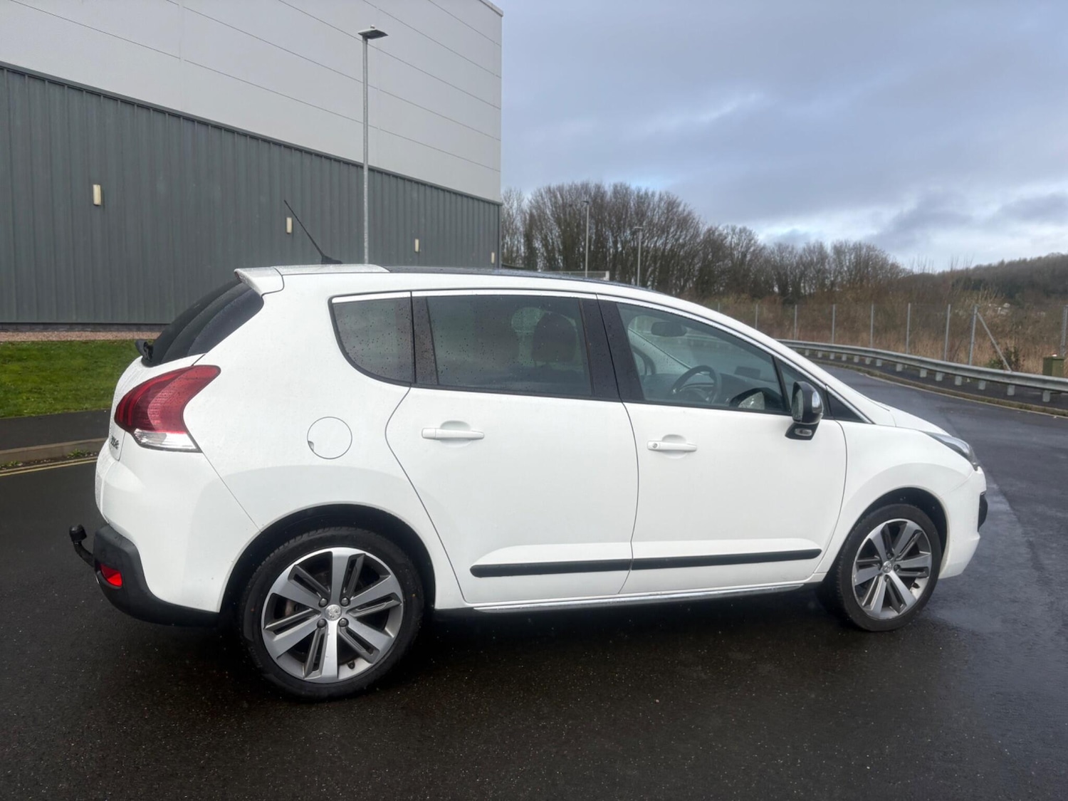 Used Peugeot 3008 2016 for sale - 77440574: Photo 9
