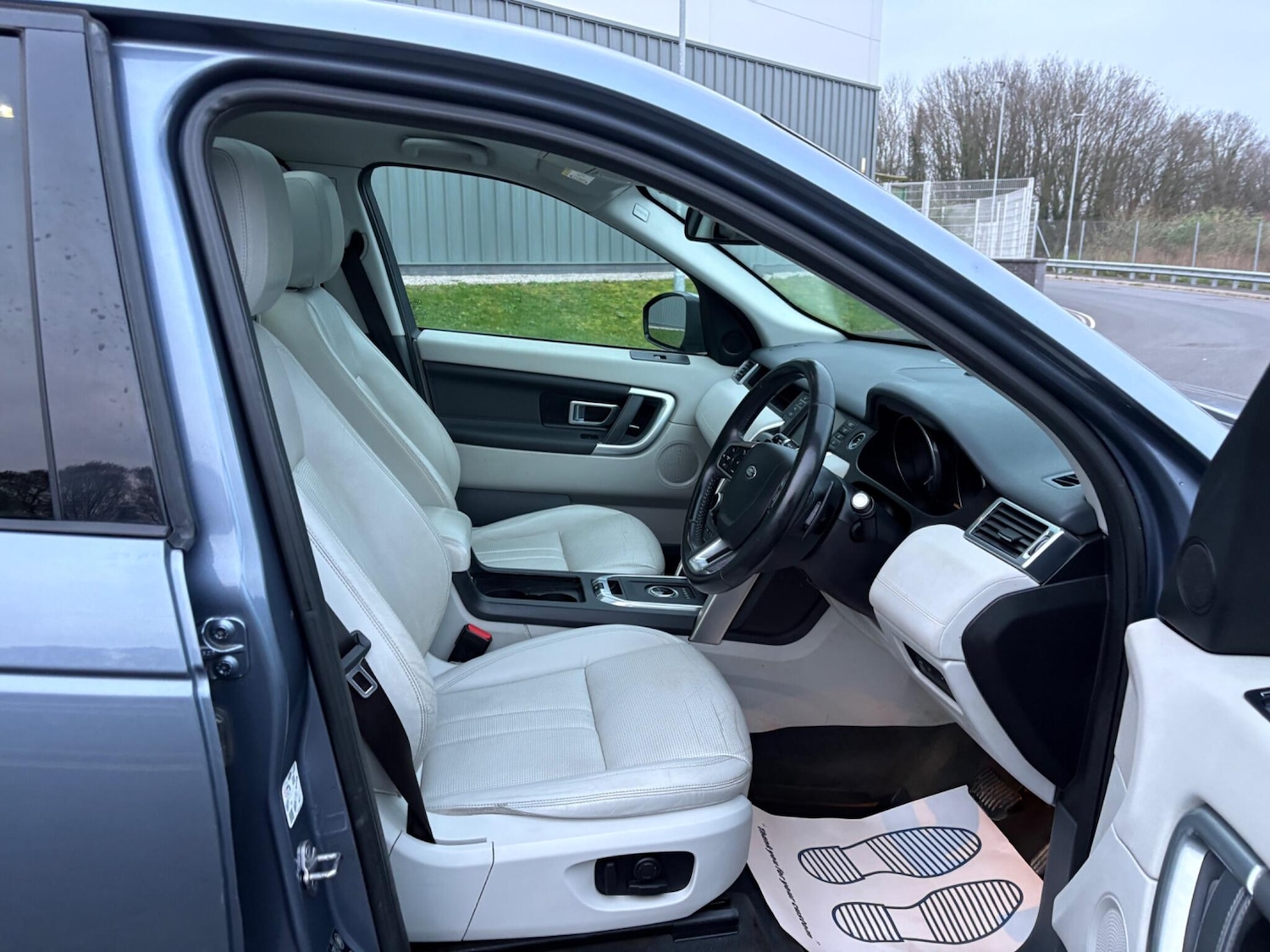 Used Land Rover Discovery Sport 2017 for sale - 77768575: Photo 23