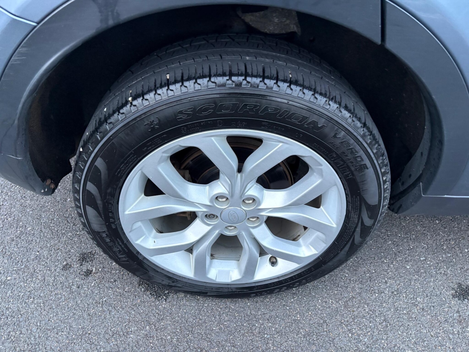 Used Land Rover Discovery Sport 2017 for sale - 77768575: Photo 28