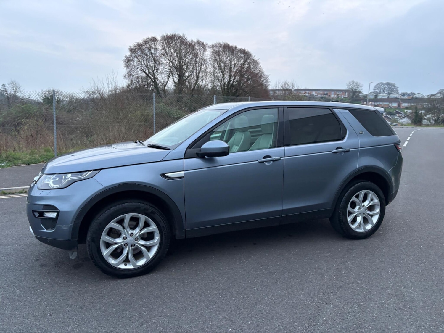 Used Land Rover Discovery Sport 2017 for sale - 77768575: Photo 39