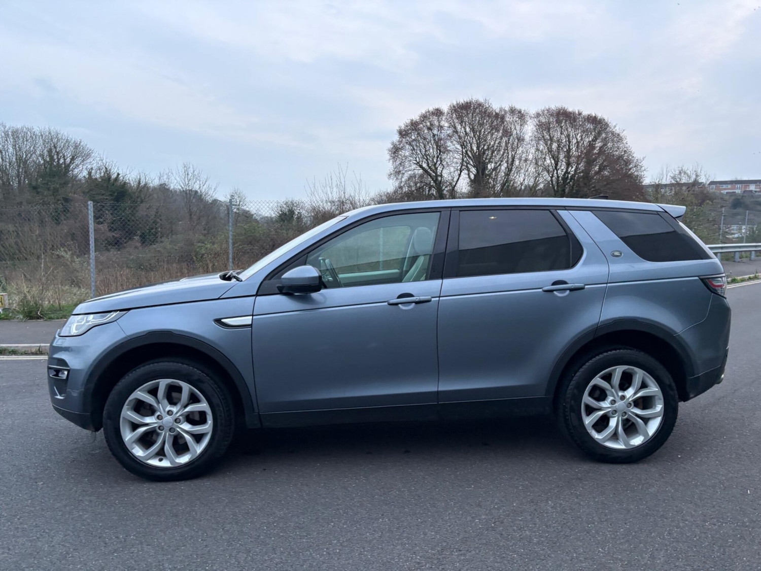 Used Land Rover Discovery Sport 2017 for sale - 77768575: Photo 41