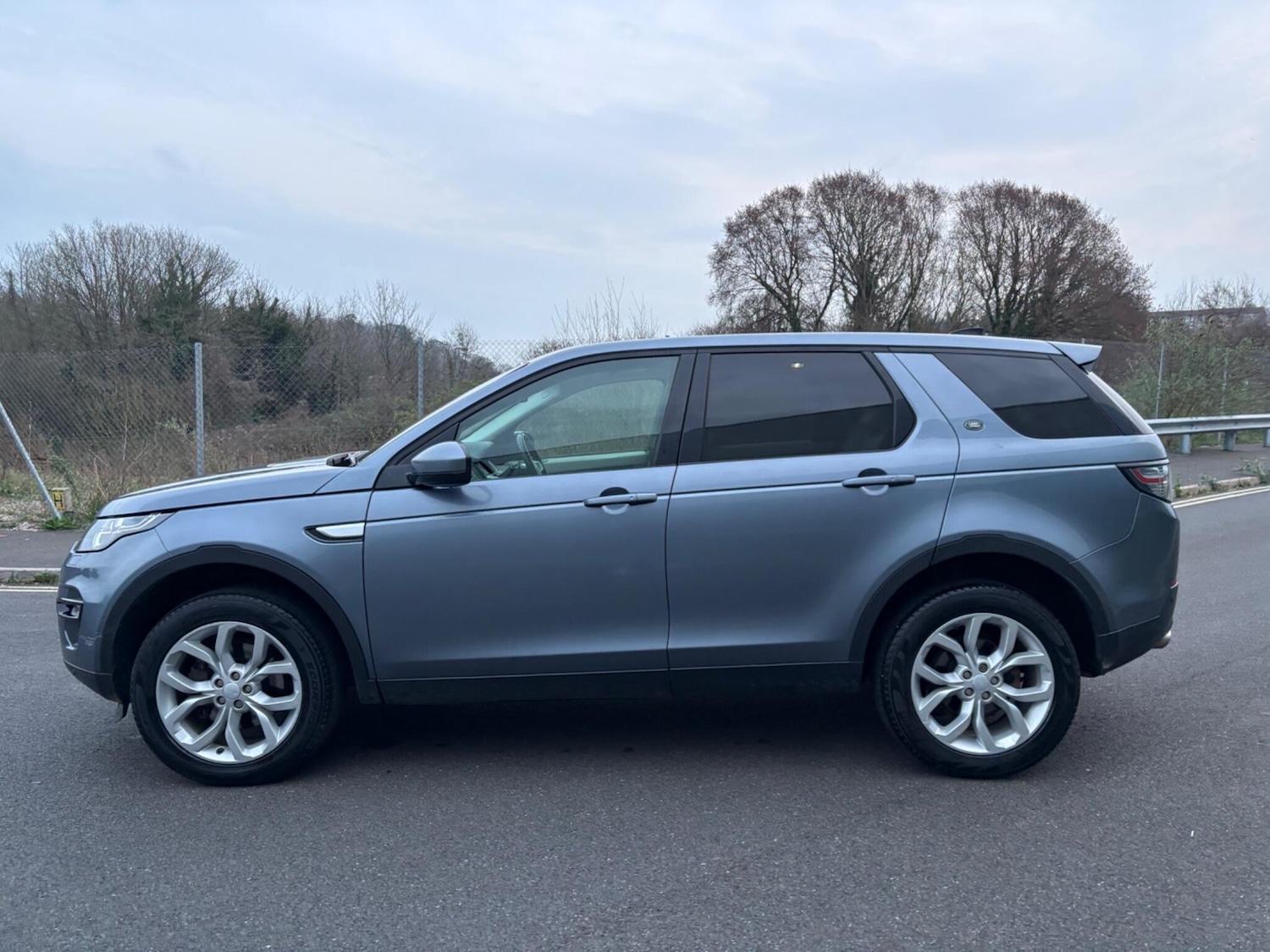 Used Land Rover Discovery Sport 2017 for sale - 77768575: Photo 42