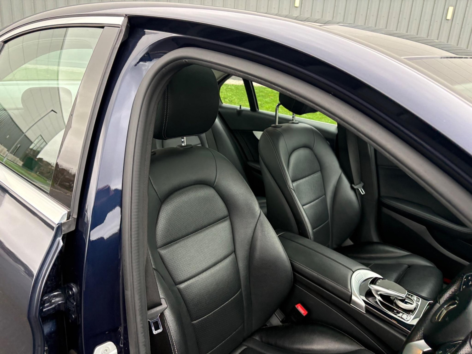 Used Mercedes-Benz C Class 2016 for sale - 77029744: Photo 3