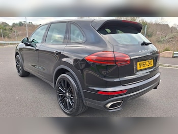 Used Land Rover Range Rover Velar 2021 for sale - 77060379: Photo