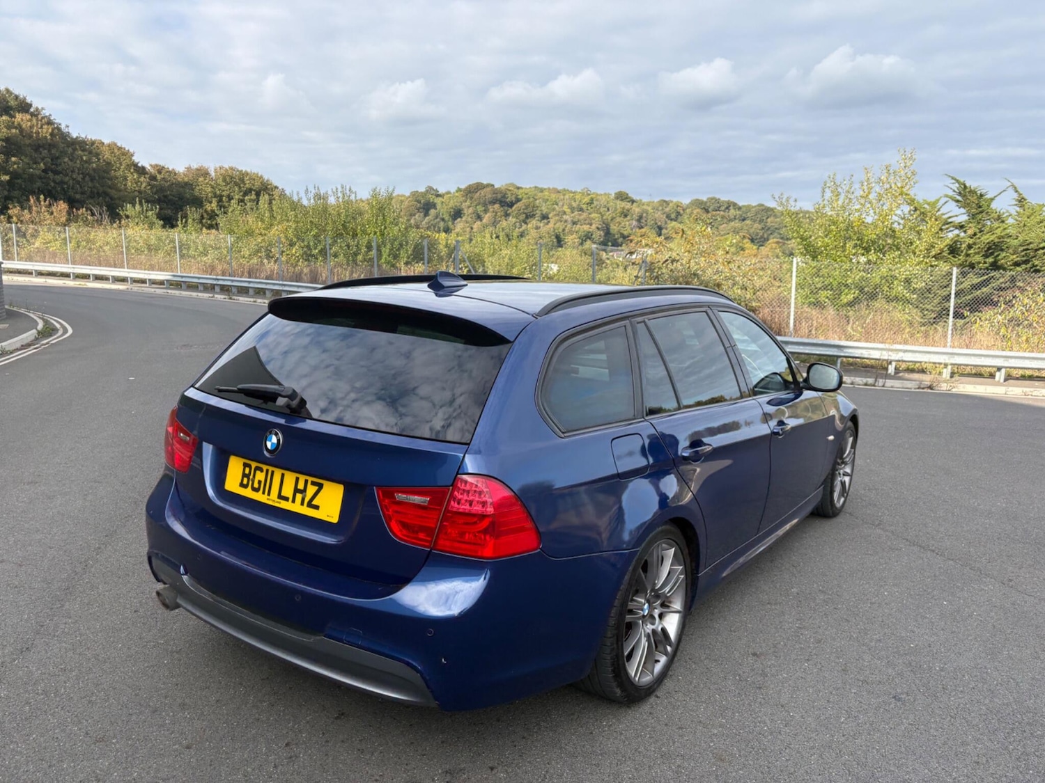 Used BMW 3 Series 2011 for sale - 76865158: Photo 10