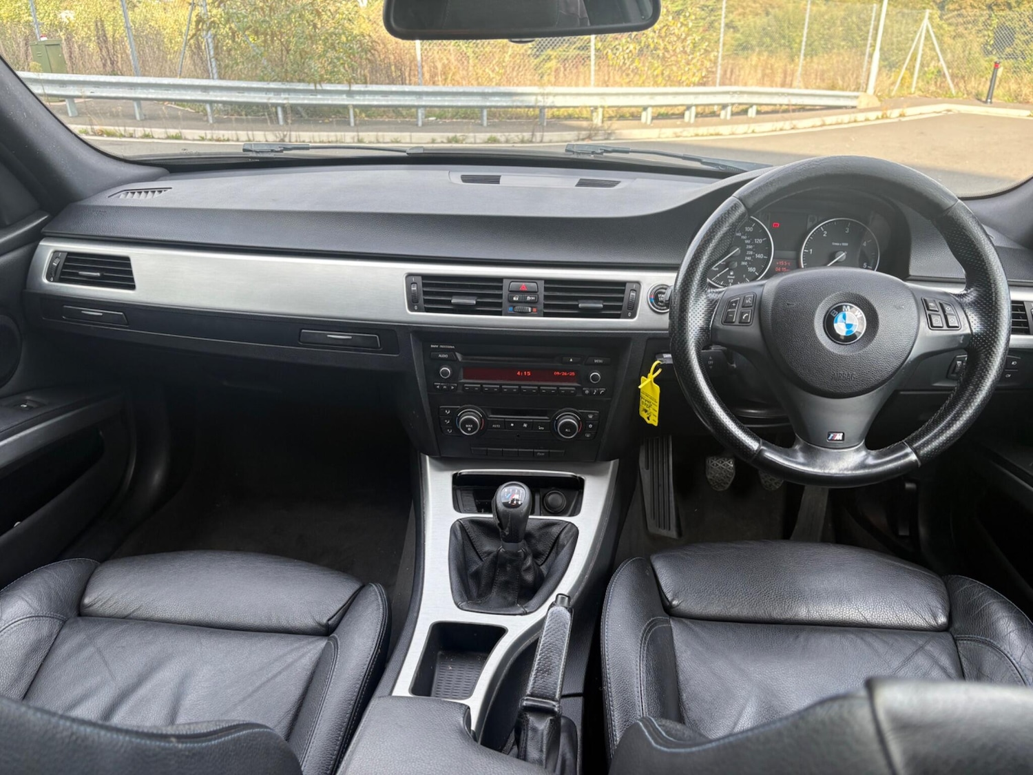 Used BMW 3 Series 2011 for sale - 76865158: Photo 3