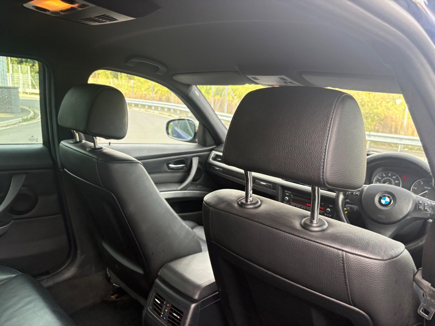 Used BMW 3 Series 2011 for sale - 76865158: Photo 4