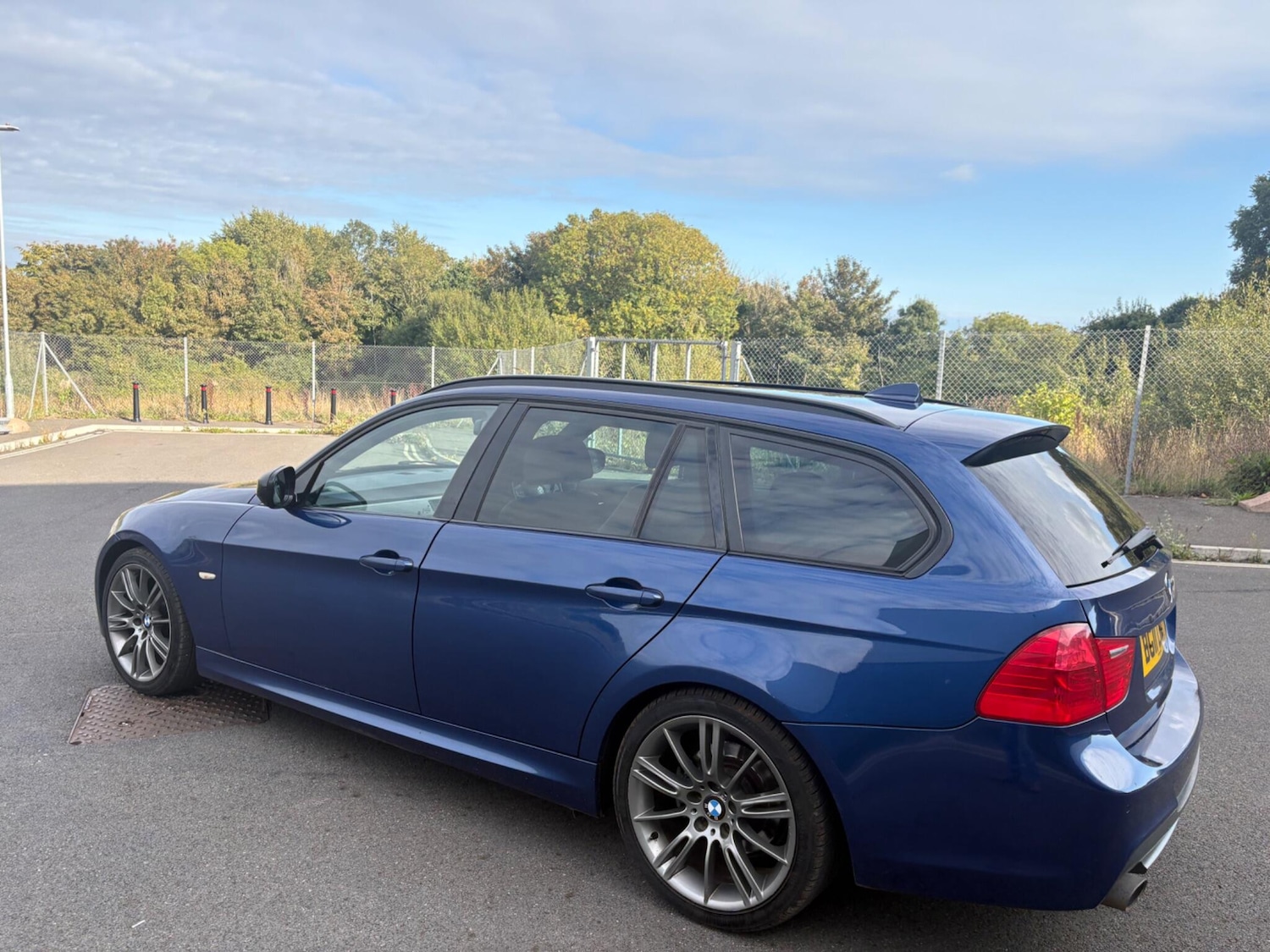 Used BMW 3 Series 2011 for sale - 76865158: Photo 42