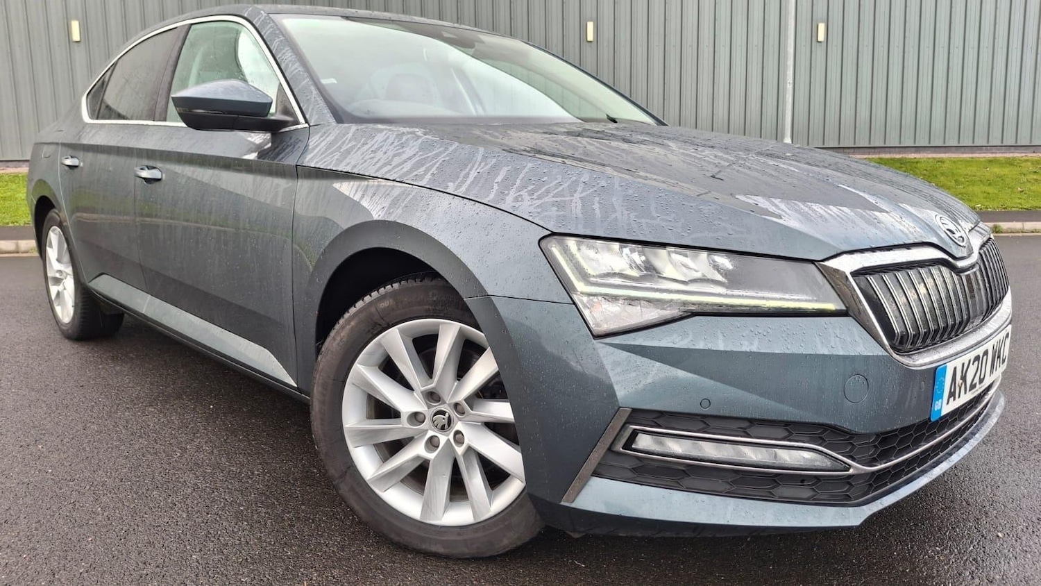 Used Skoda Superb 2020 for sale - 76898787: Photo 1
