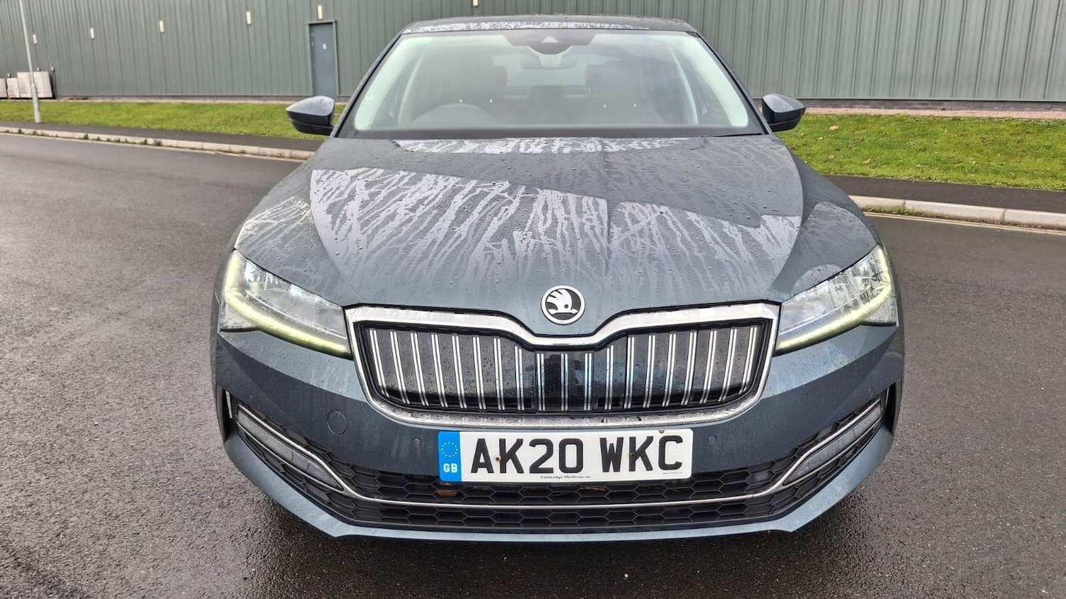 Used Skoda Superb 2020 for sale - 76898787: Photo 2