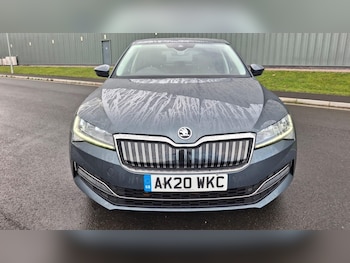 Used Skoda Superb 2020 for sale - 76898787: Photo