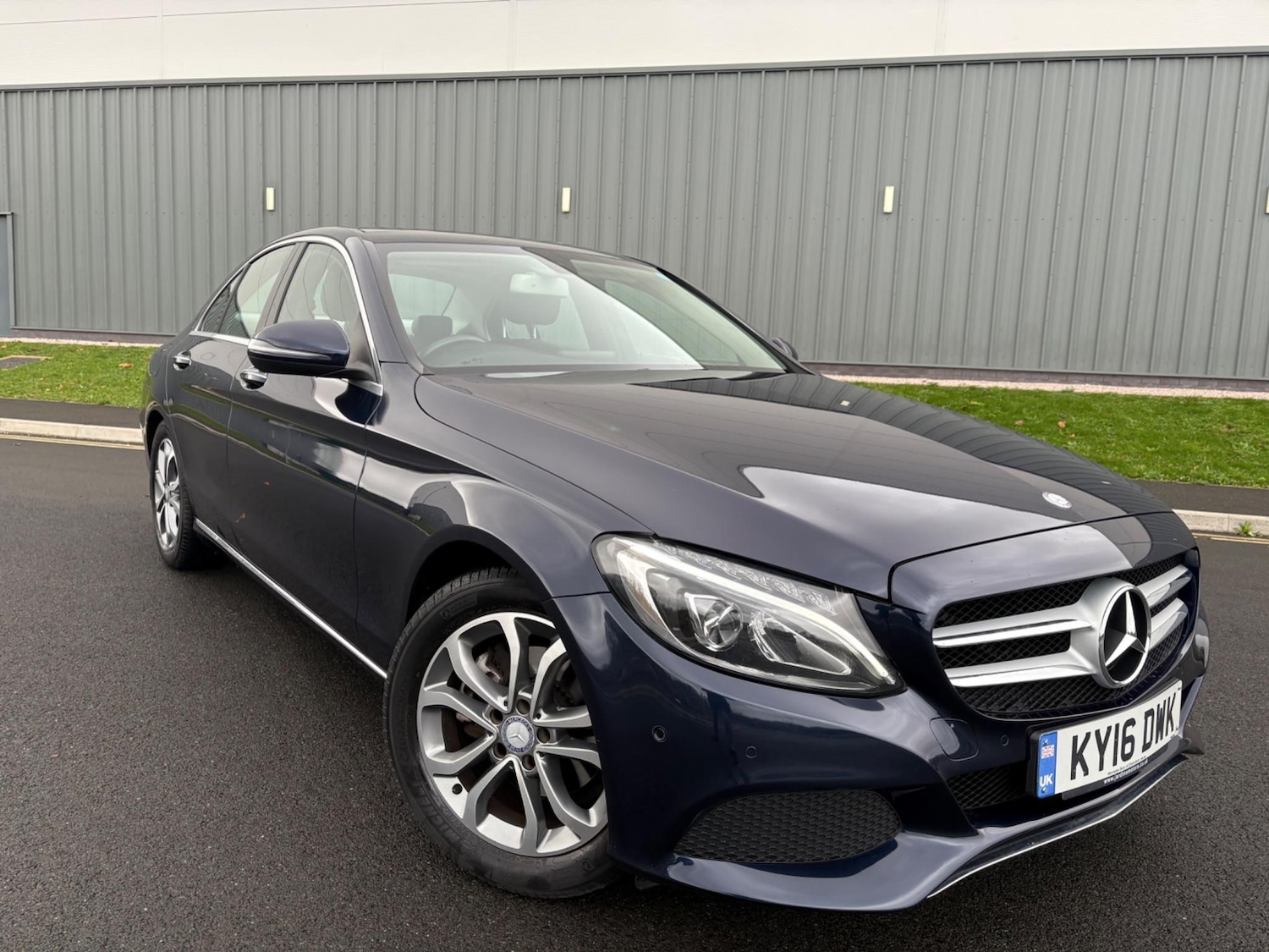 Used Mercedes-Benz C Class 2016 for sale - 77456575: Photo 7
