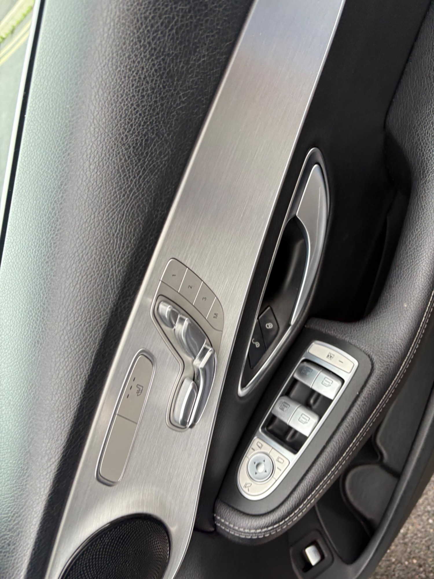 Used Mercedes-Benz C Class 2016 for sale - 77456575: Photo 8