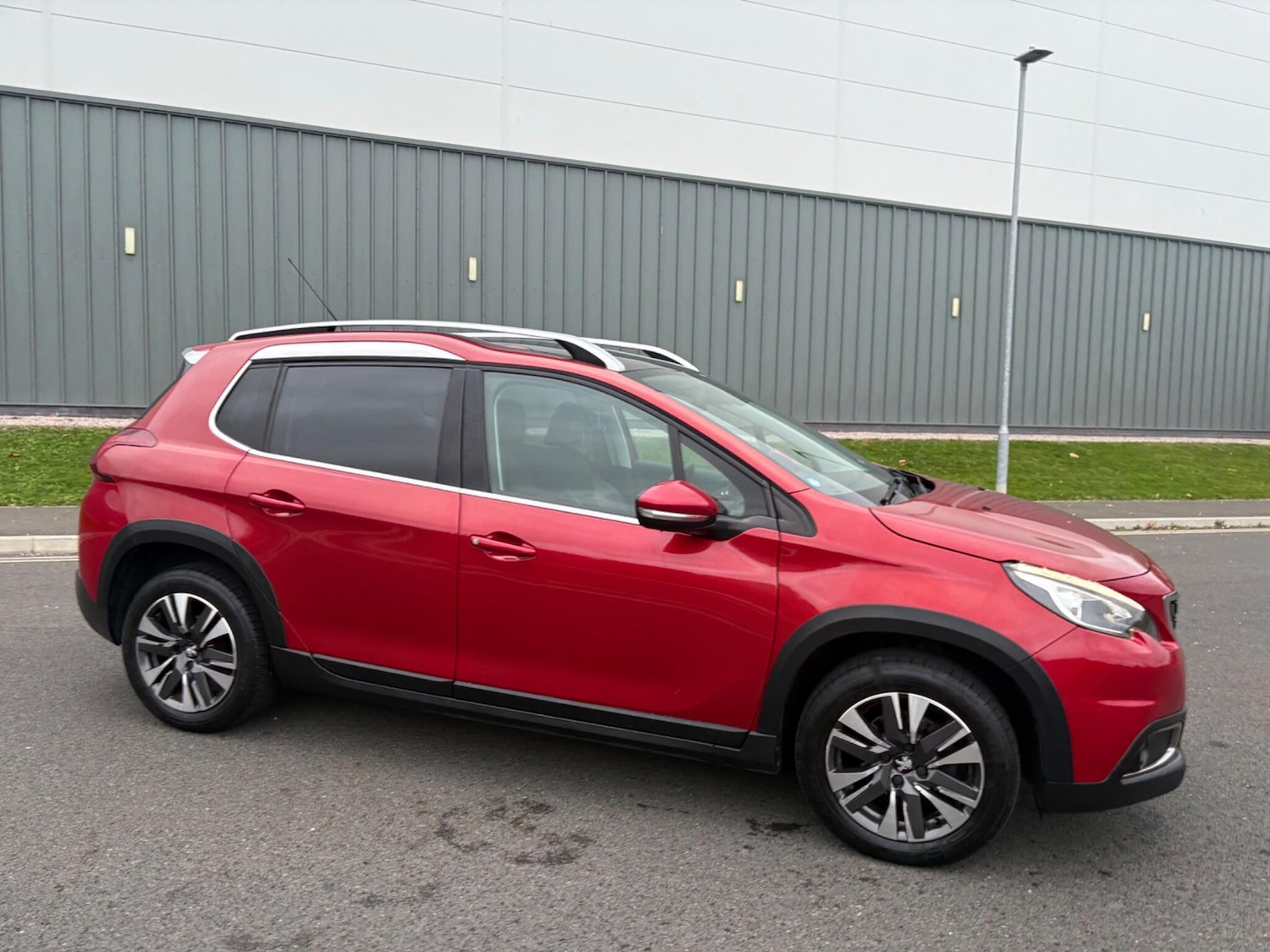 Used Peugeot 2008 2018 for sale - 76866461: Photo 10