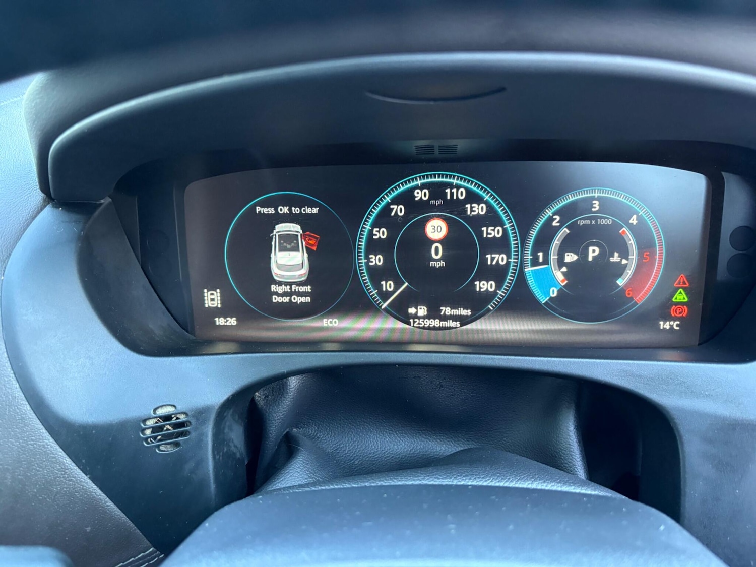 Used Jaguar F-Pace 2017 for sale - 78086119: Photo 17