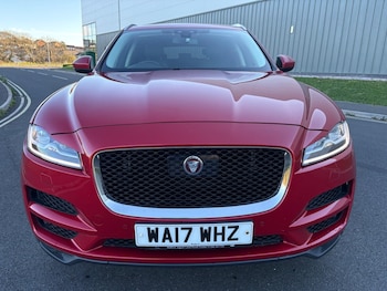 Used Jaguar F-Pace 2017 for sale - 78086119: Photo