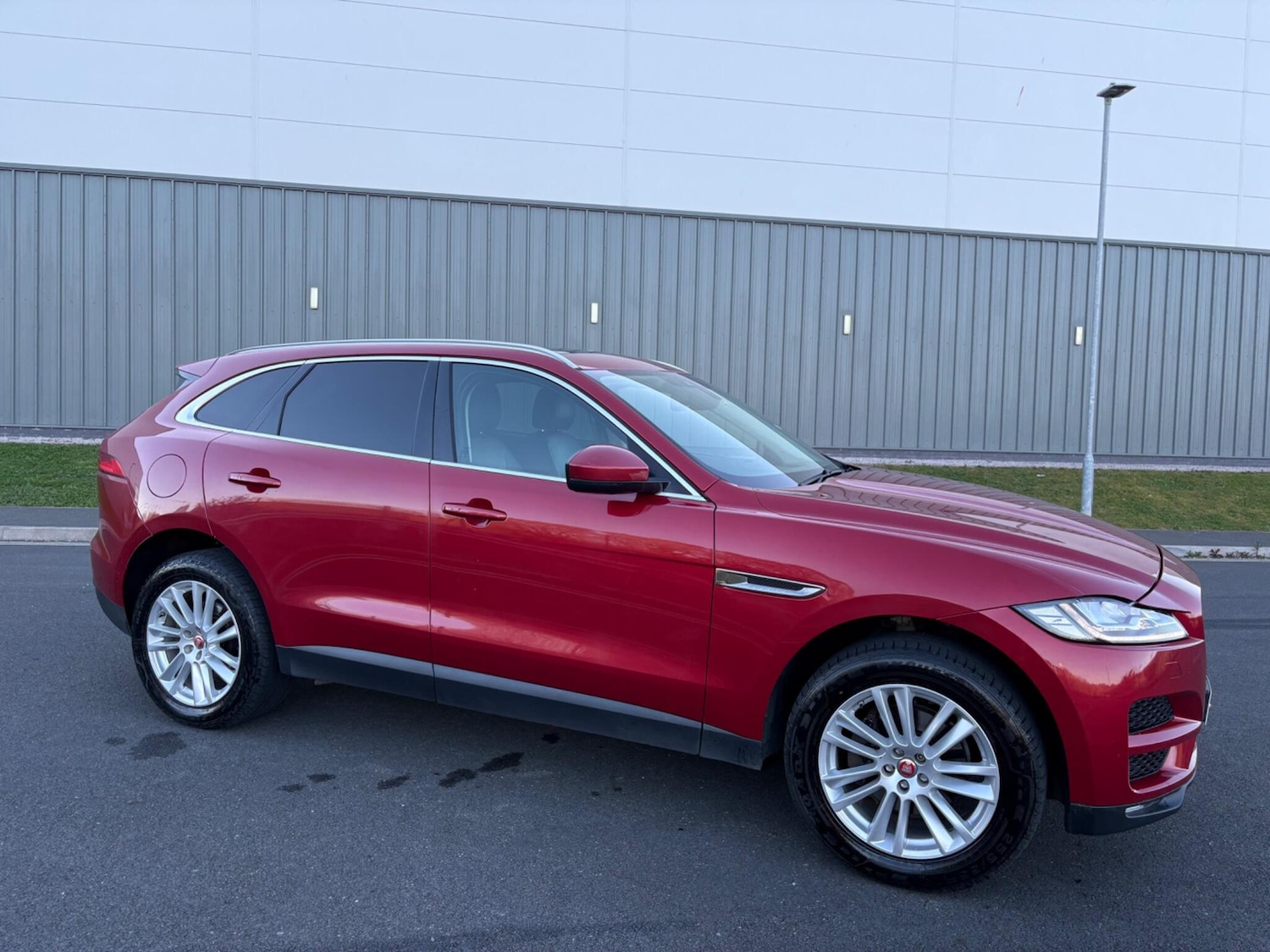 Used Jaguar F-Pace 2017 for sale - 78086119: Photo 48
