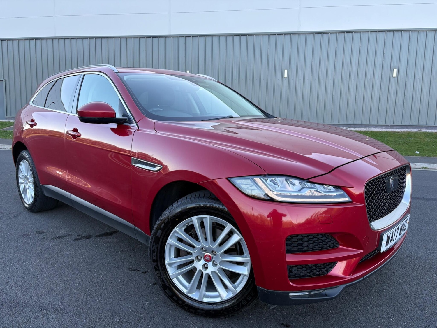 Used Jaguar F-Pace 2017 for sale - 78086119: Photo 6