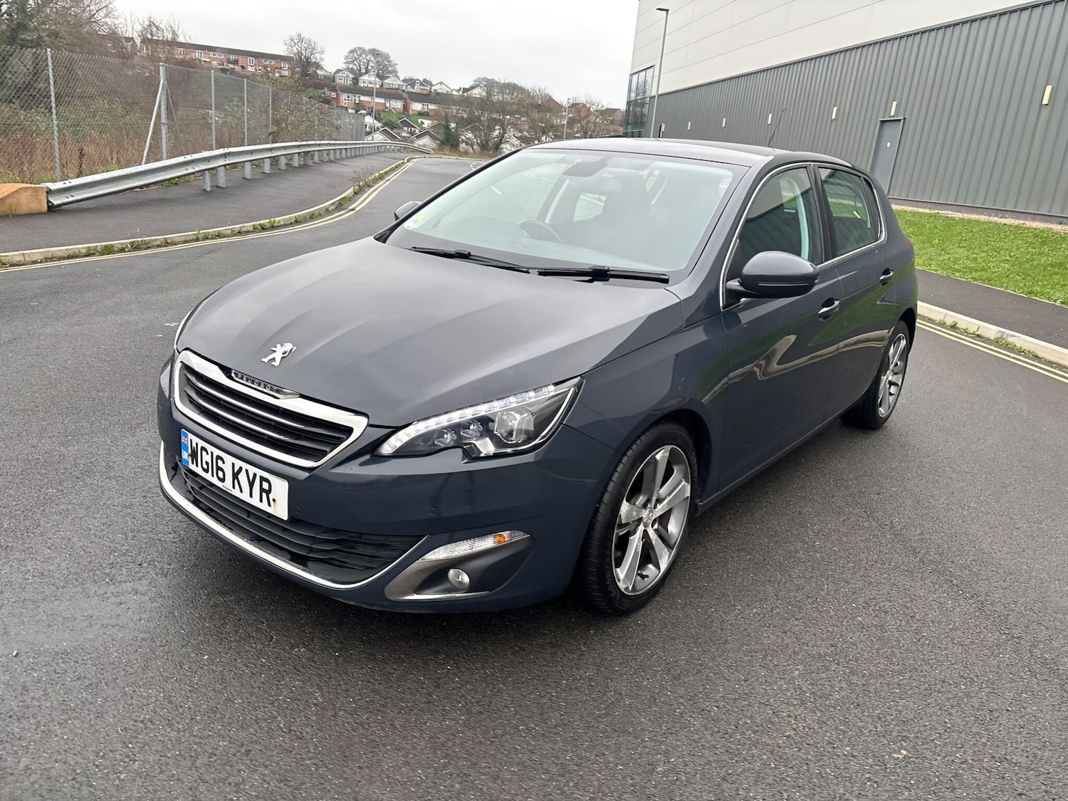 Used Peugeot 308 2016 for sale - 77049681: Photo 13