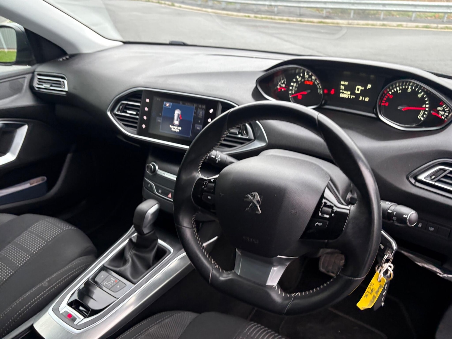 Used Peugeot 308 2016 for sale - 77049681: Photo 29