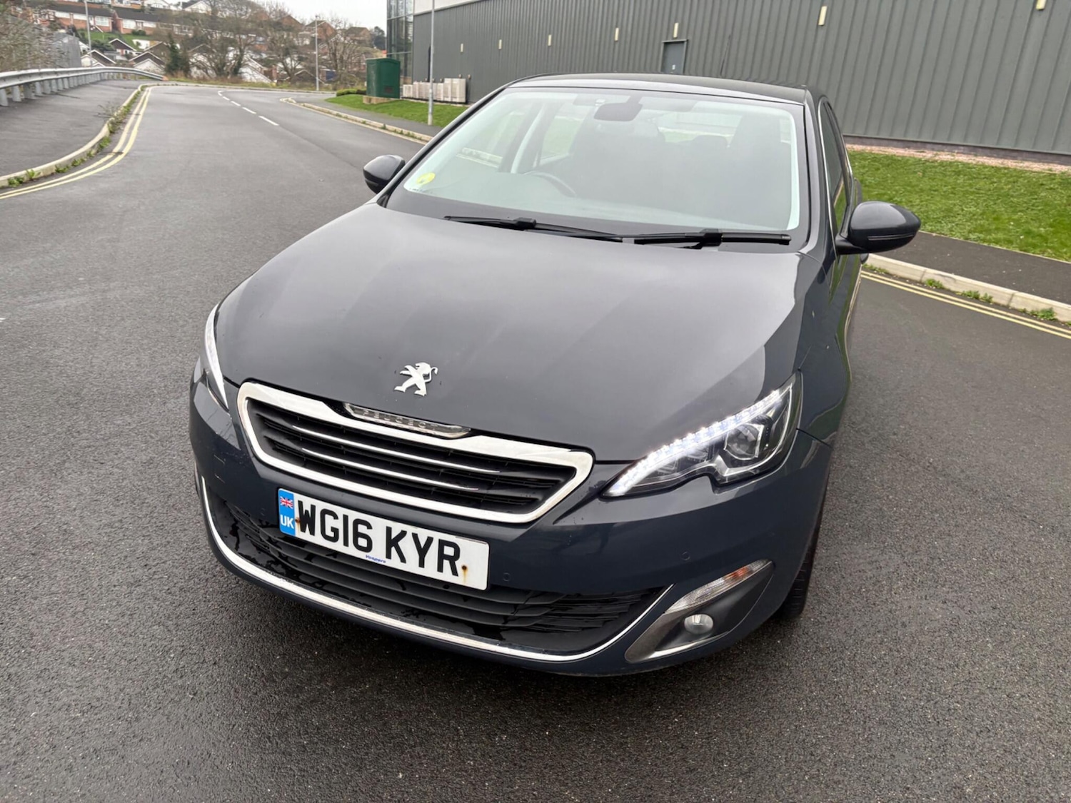 Used Peugeot 308 2016 for sale - 77049681: Photo 3