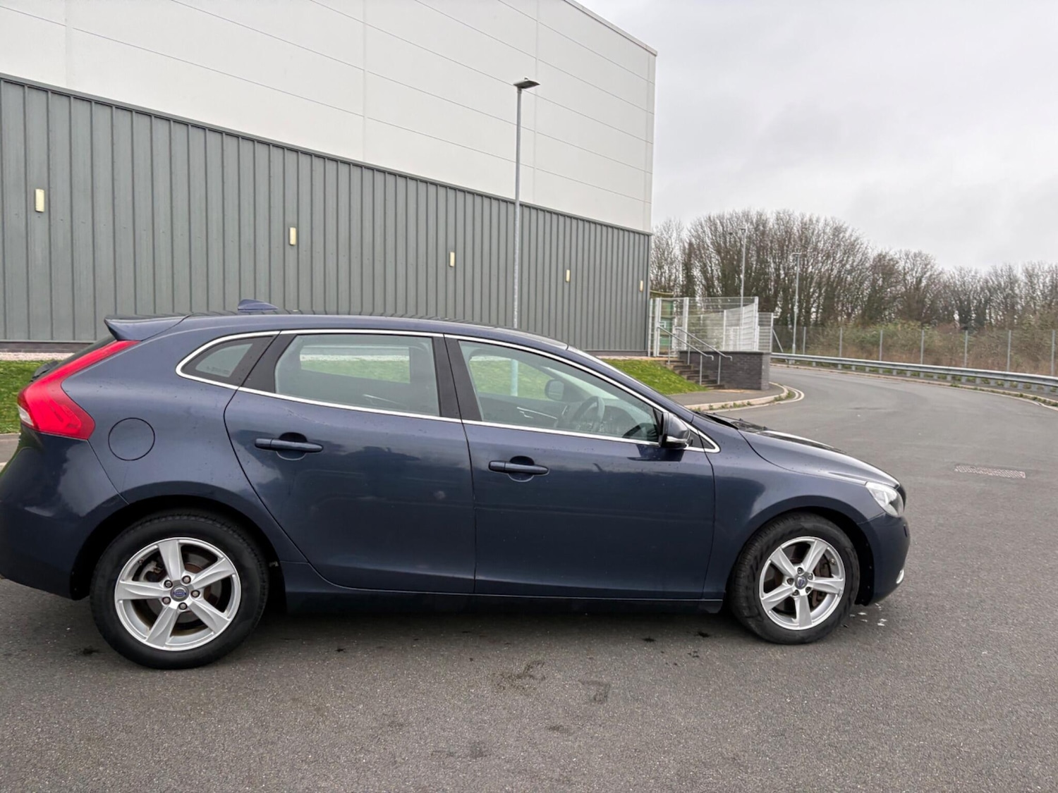 Used Volvo V40 for sale - 77784337: Photo 35