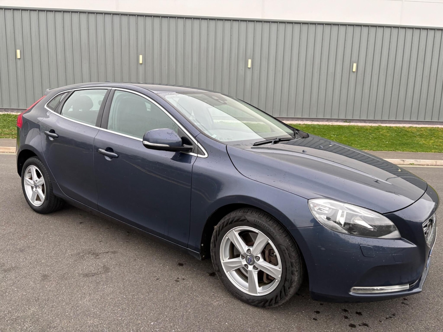 Used Volvo V40 for sale - 77784337: Photo 37