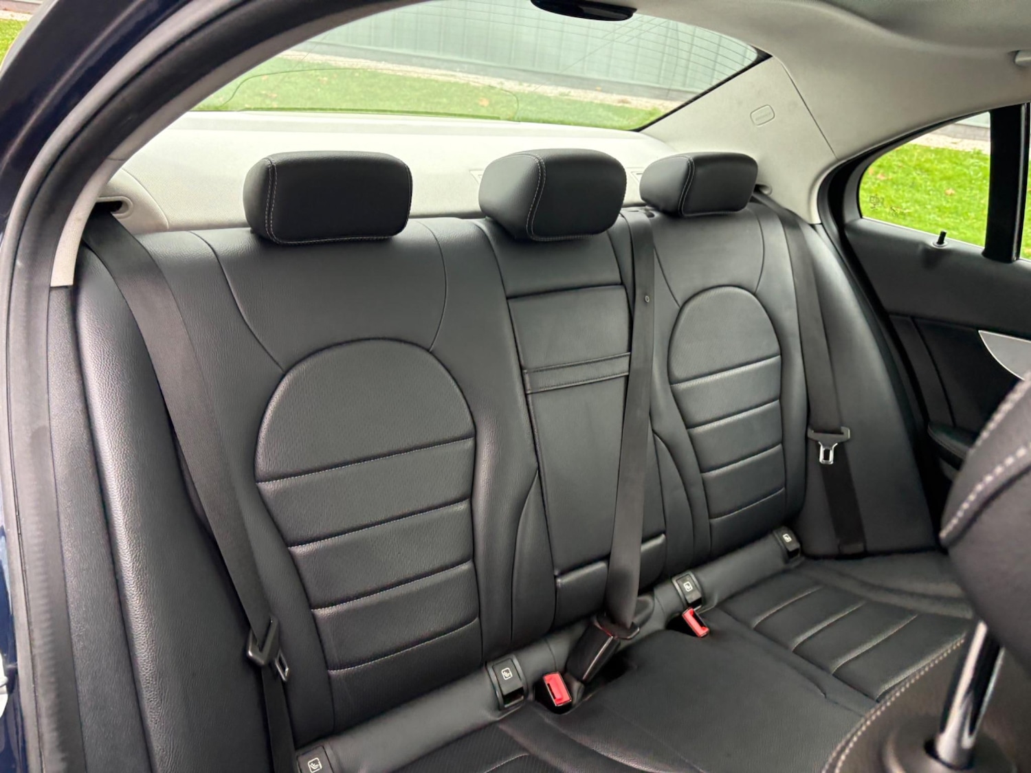 Used Mercedes-Benz C Class 2016 for sale - 76866559: Photo 17