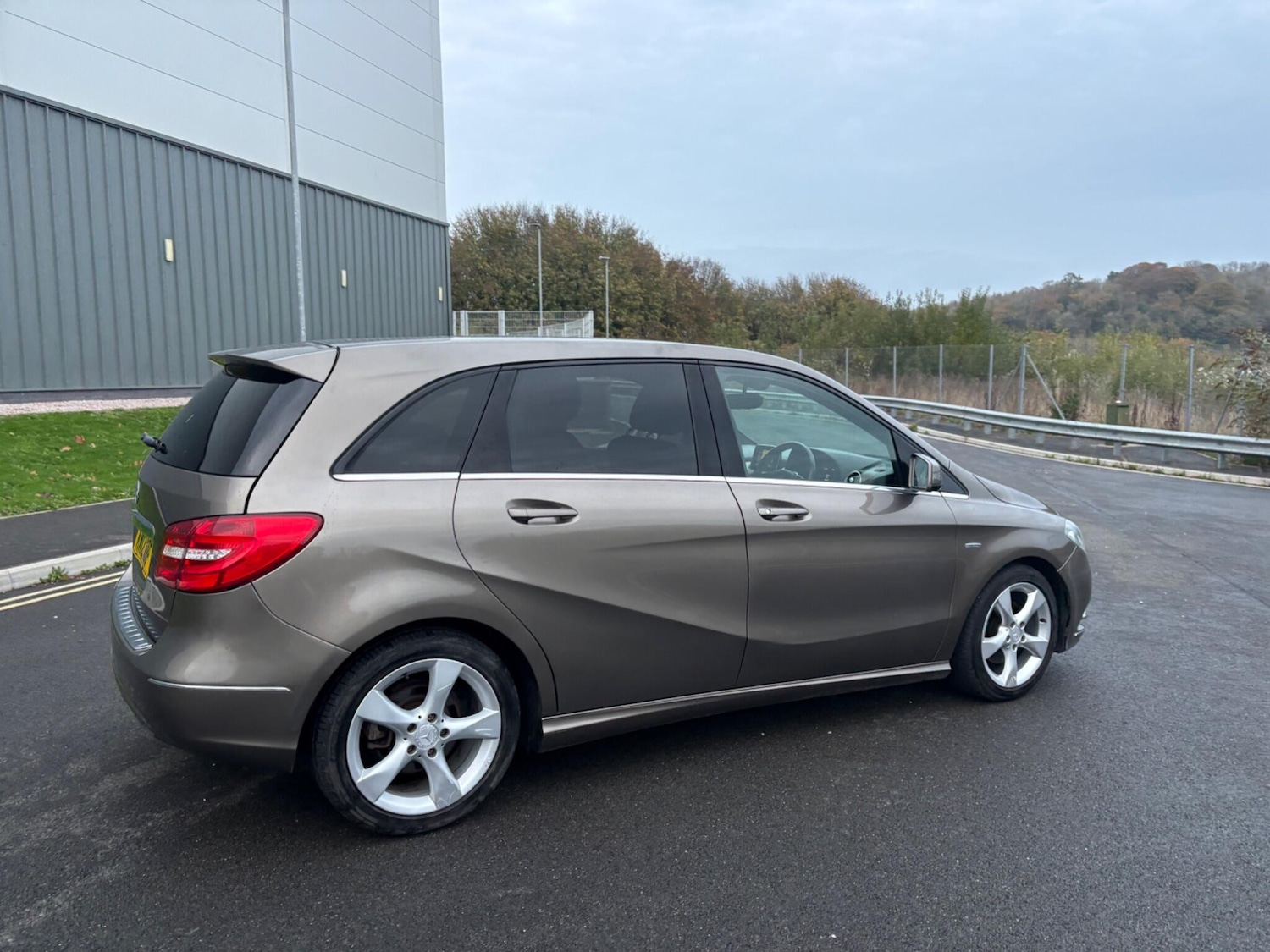 Used Mercedes-Benz B Class 2012 for sale - 77456238: Photo 12