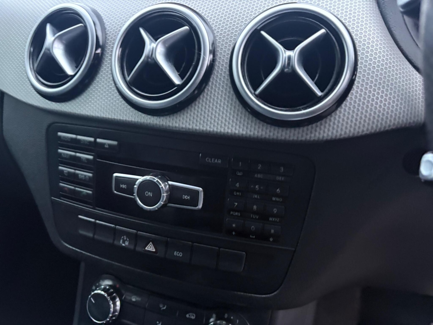 Used Mercedes-Benz B Class 2012 for sale - 77456238: Photo 25