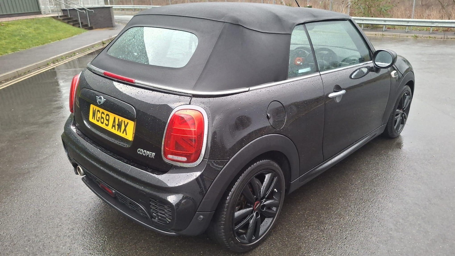 Used MINI Convertible 2019 for sale - 77143016: Photo 14
