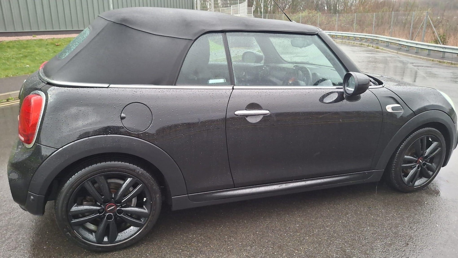 Used MINI Convertible 2019 for sale - 77143016: Photo 15