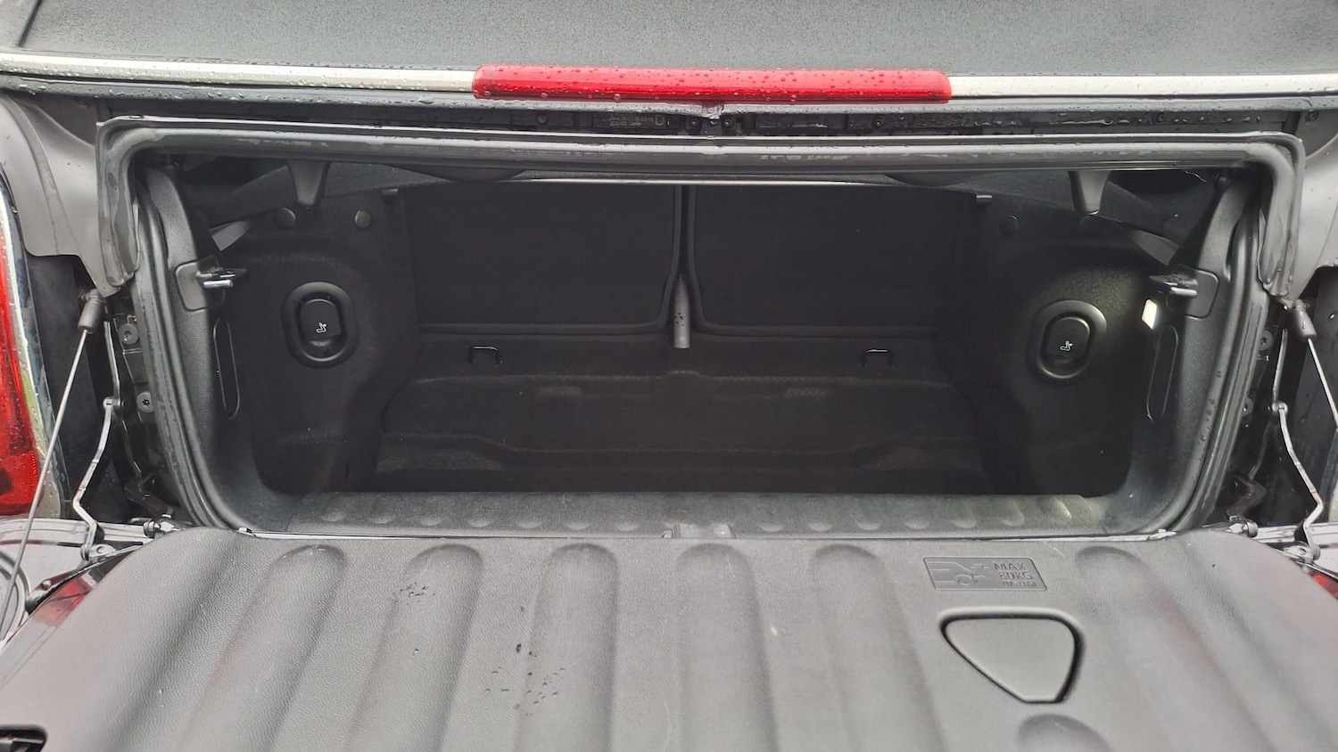 Used MINI Convertible 2019 for sale - 77143016: Photo 24