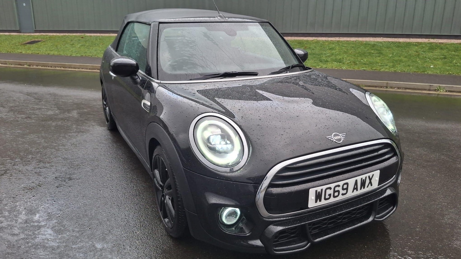 Used MINI Convertible 2019 for sale - 77143016: Photo 9