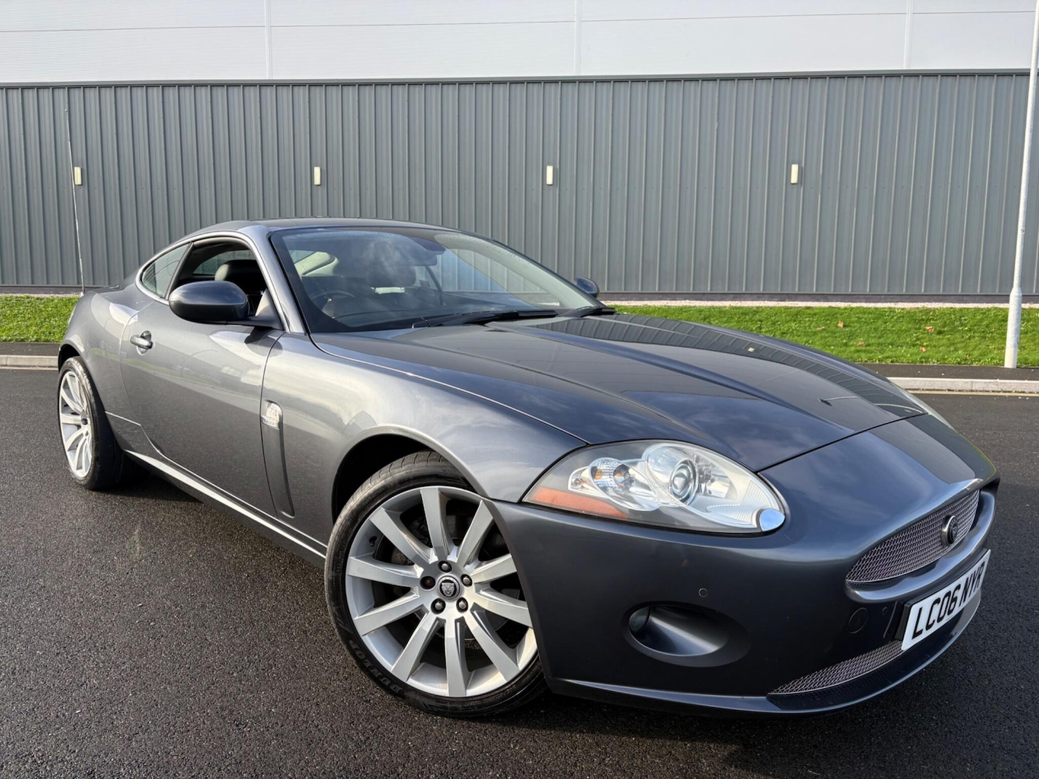 Used Jaguar XK 2006 for sale - 76866362: Photo 1