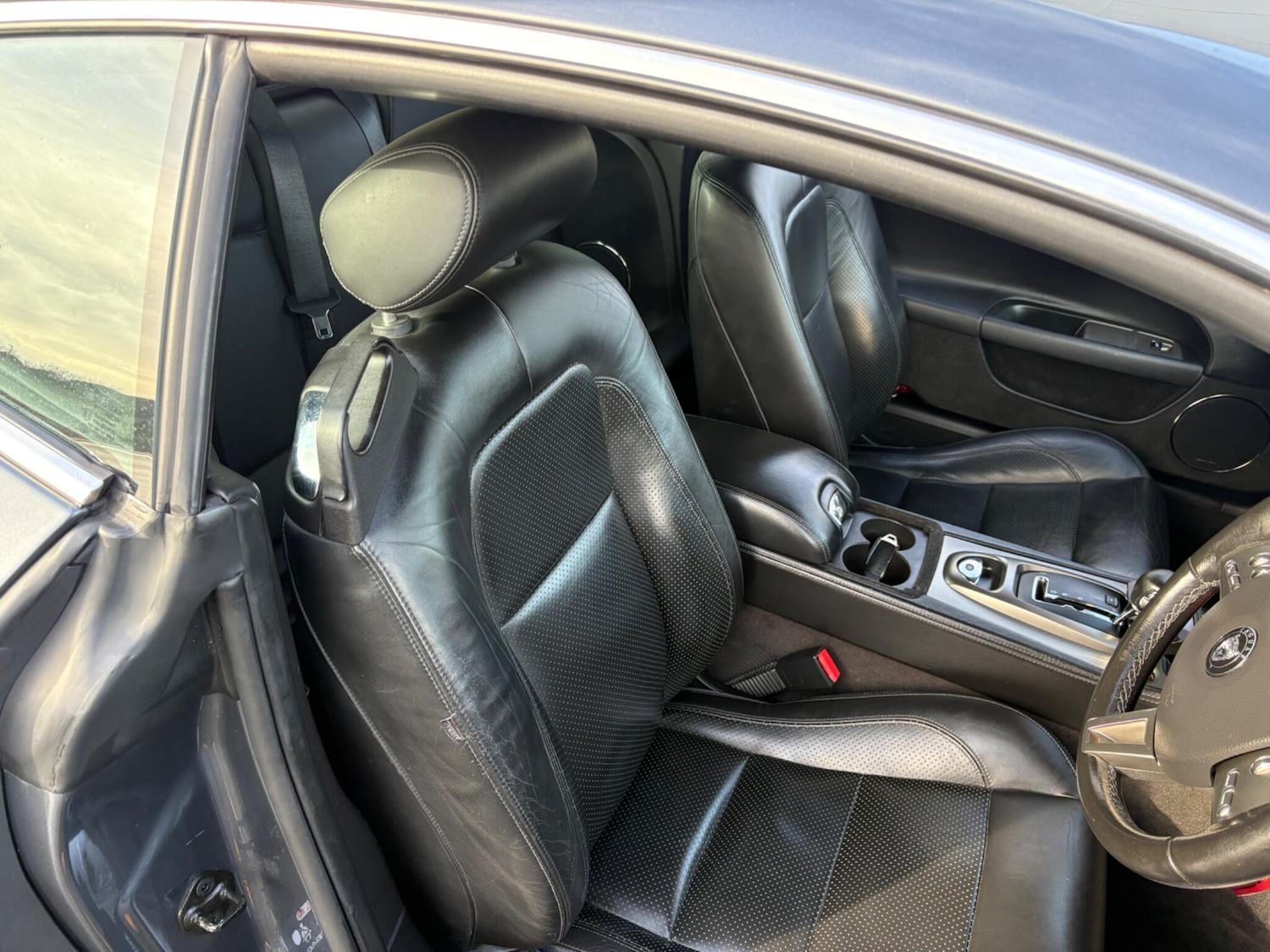 Used Jaguar XK 2006 for sale - 76866362: Photo 18