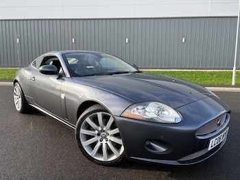 2006 (06) - 4.2 V8 2dr Auto