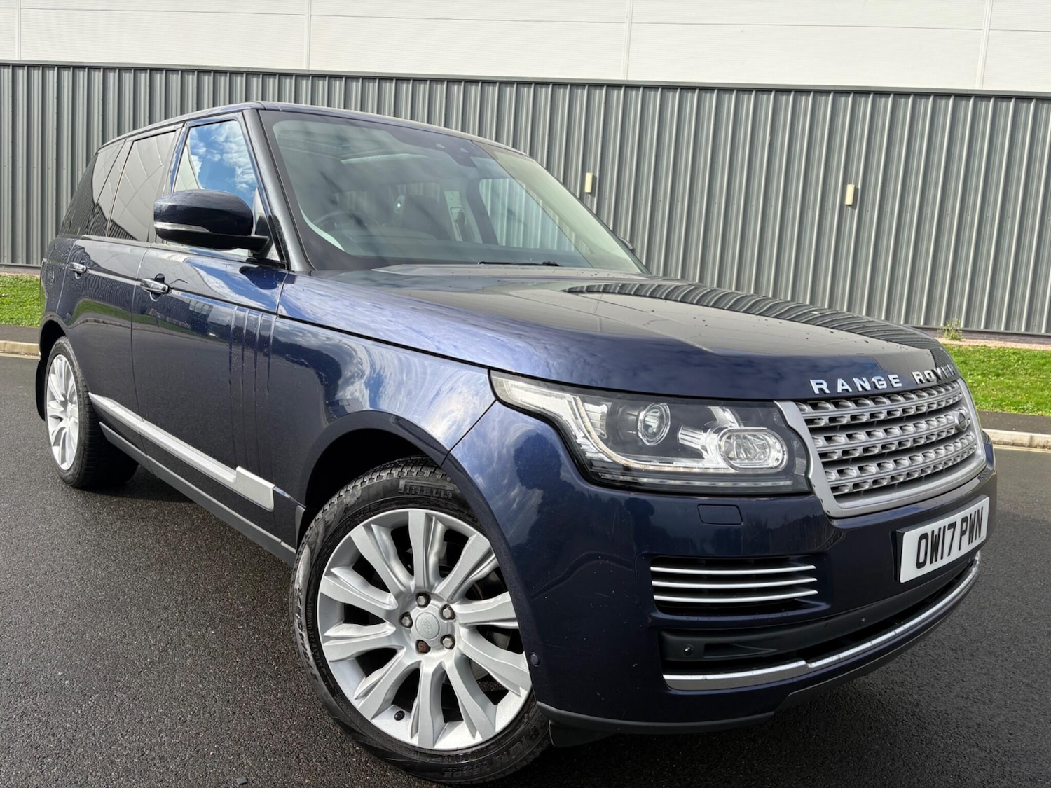 Used Land Rover Range Rover 2017 for sale - 76942720: Photo 25