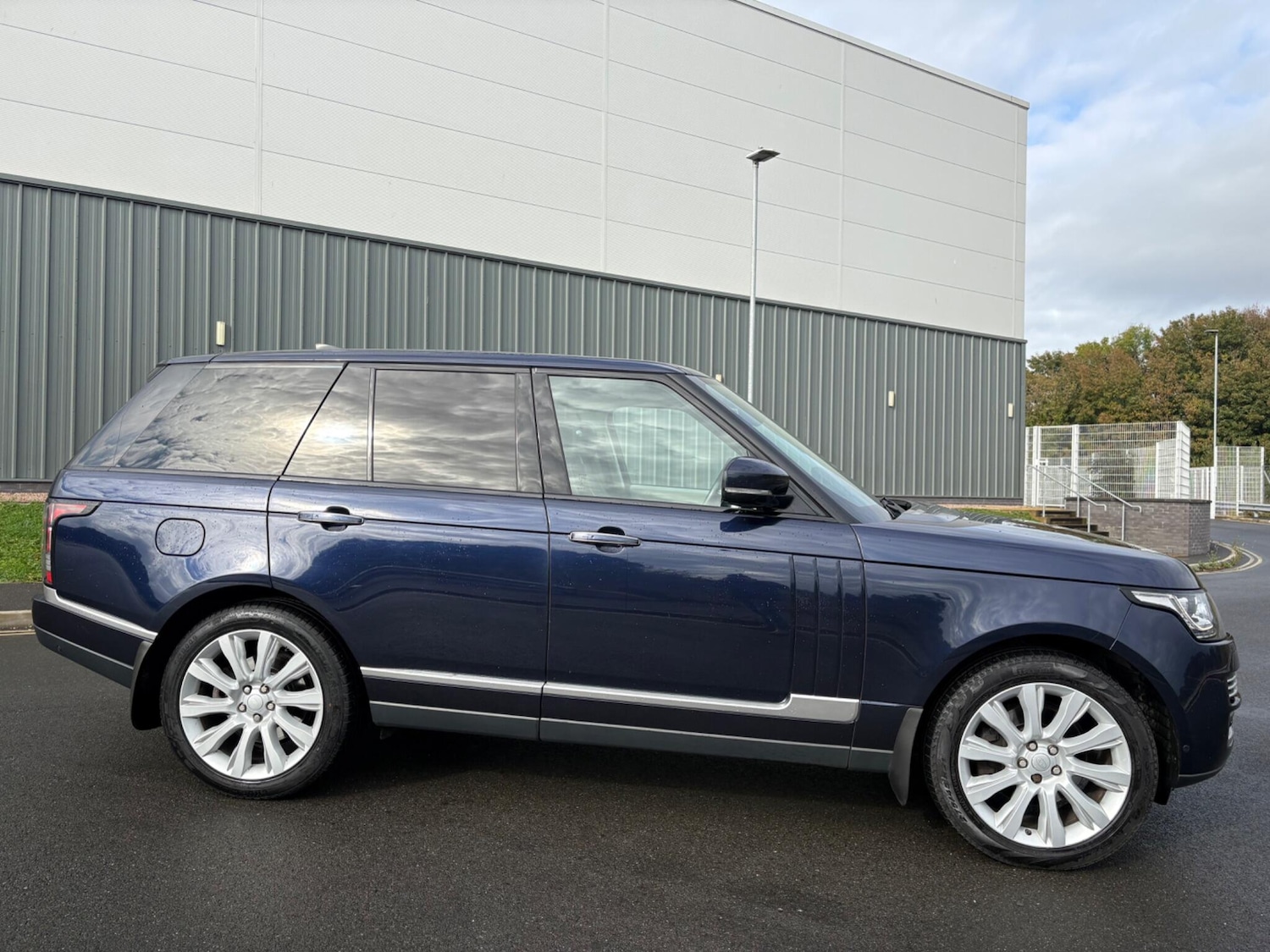 Used Land Rover Range Rover 2017 for sale - 76942720: Photo 76