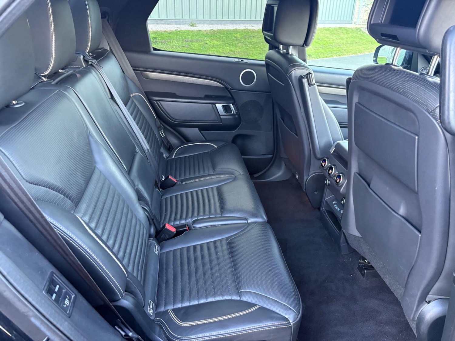 Used Land Rover Discovery 2019 for sale - 76865761: Photo 30