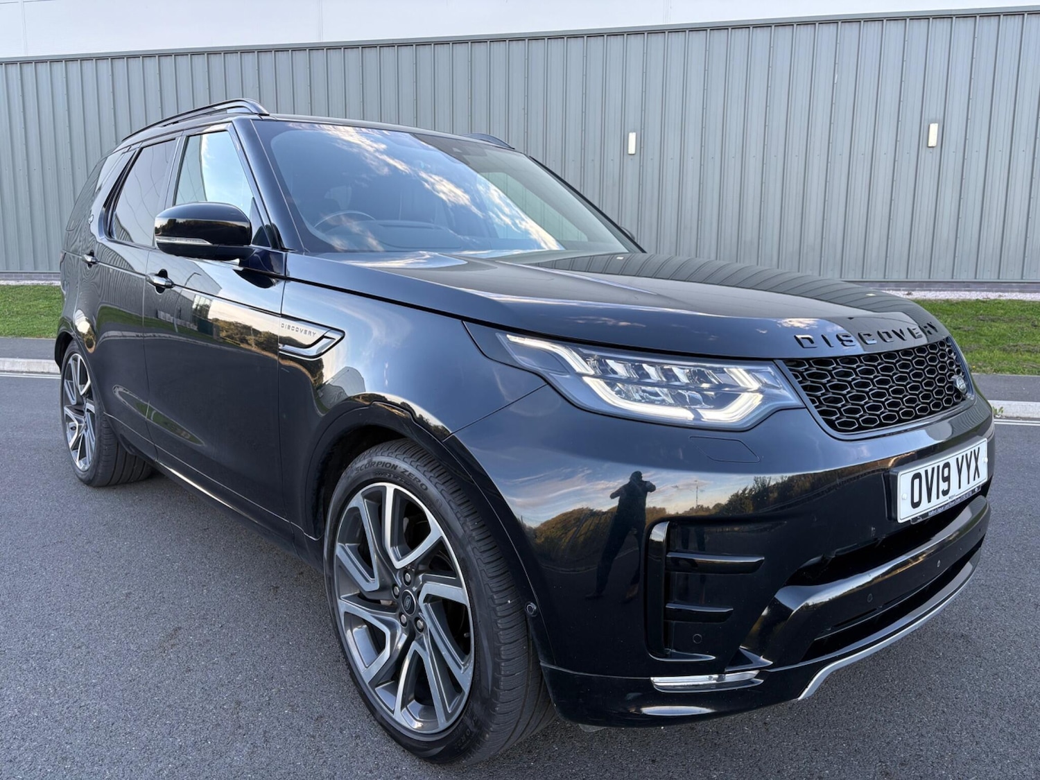Used Land Rover Discovery 2019 for sale - 76865761: Photo 48