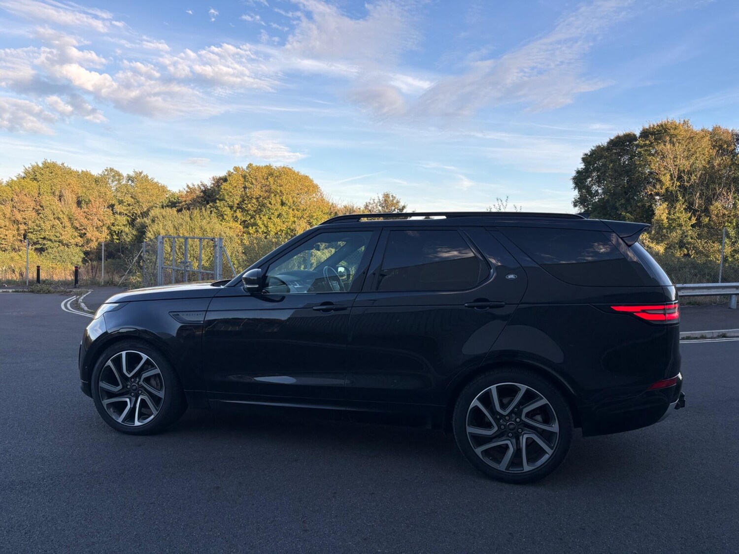 Used Land Rover Discovery 2019 for sale - 76865761: Photo 61
