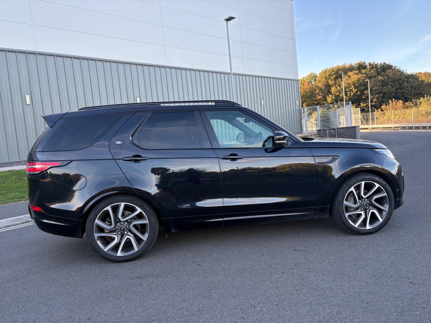 Used Land Rover Discovery 2019 for sale - 76865761: Photo 66