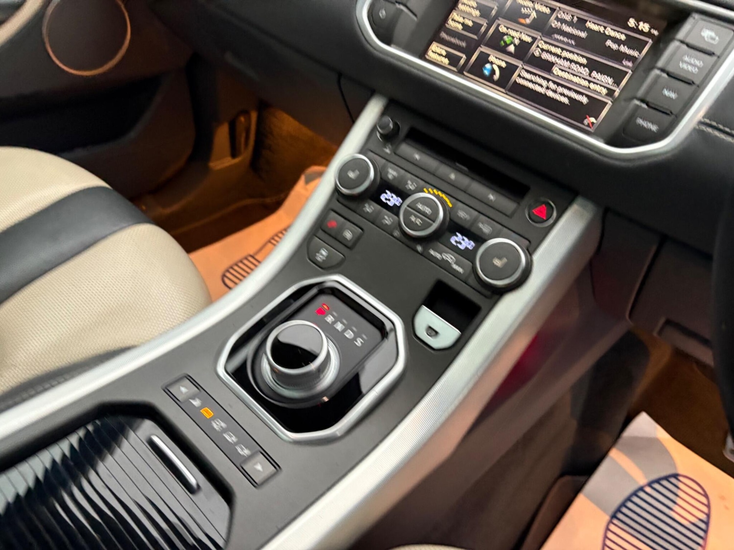 Used Land Rover Range Rover Evoque 2014 for sale - 76865912: Photo 24